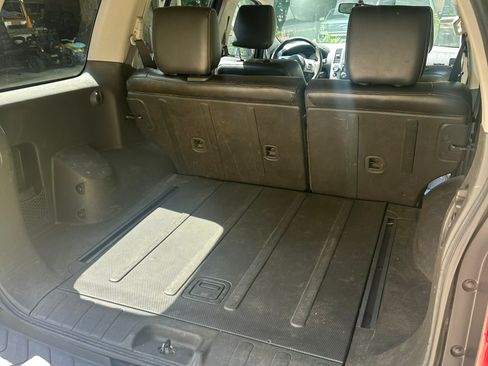 Used 2014 Nissan Xterra PRO-4X w/ Pro-4x Leather Package AWD/4WD image 6