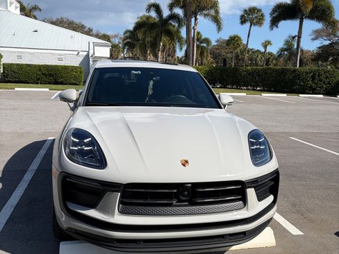 Used 2024 Porsche Macan image 5