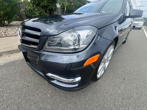 Used 2014 Mercedes-Benz C 250 Sedan image 14