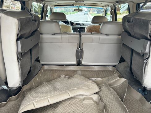Used 1997 Toyota Land Cruiser image 8