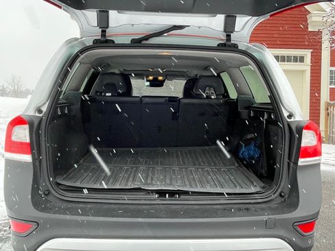 Used 2016 Volvo XC70 T5 Platinum w/ Climate Package image 4