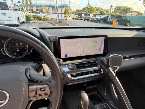 Used 2024 Lexus LC 500 Convertible w/ Touring Package RWD image 15