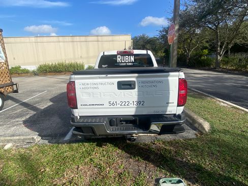 Used 2022 Chevrolet Colorado W/T image 14