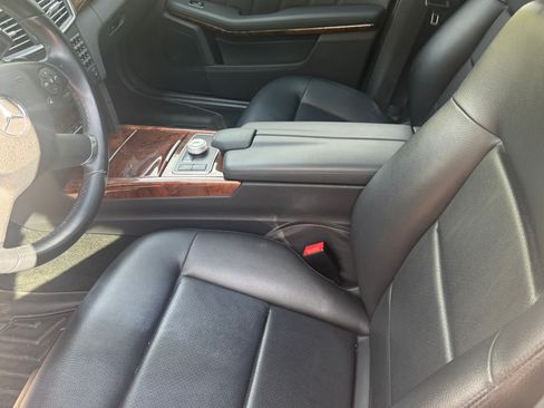 Used 2012 Mercedes-Benz E 350 4MATIC Wagon image 15