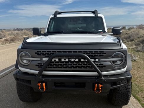 Used 2023 Ford Bronco Badlands w/ Sasquatch Package image 13