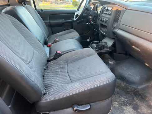 Used 2005 Dodge Ram 2500 Truck ST w/ Trailer Tow Group image 12