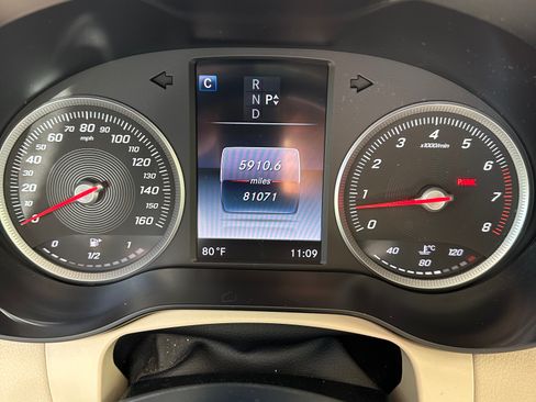 Used 2016 Mercedes-Benz GLC 300 image 8