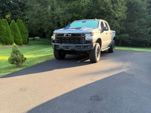 Used 2024 Chevrolet Silverado 1500 ZR2 w/ ZR2 Bison Edition AWD/4WD image 16