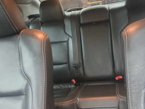 Used 2010 Ford Taurus SEL image 8