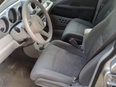 Used 2006 Chrysler PT Cruiser image 6