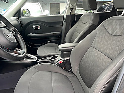 Used 2014 Kia Soul FWD image 4
