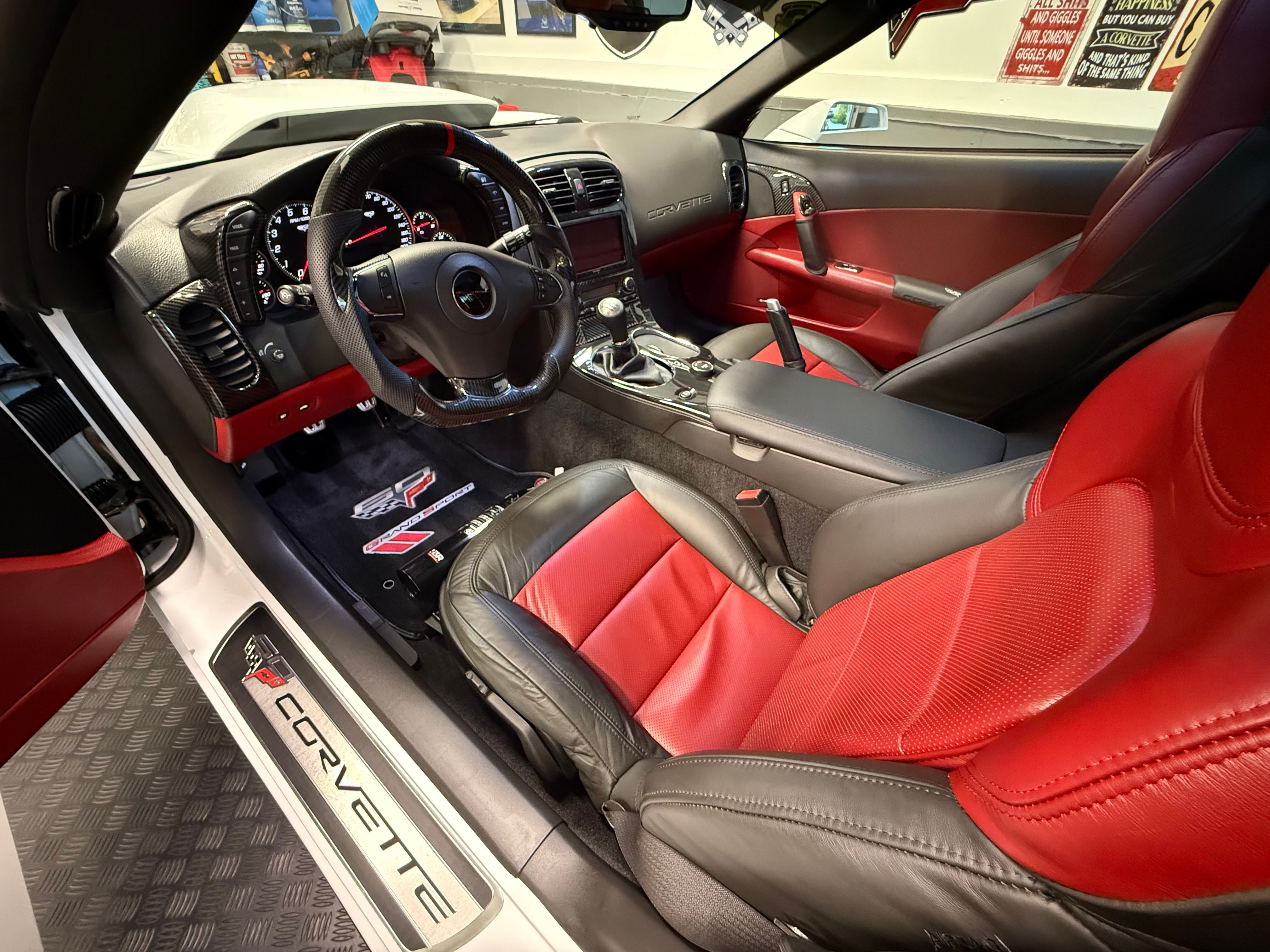 Used 2013 Chevrolet Corvette Grand Sport w/ 2LT Preferred Equipment Group RWD image 21