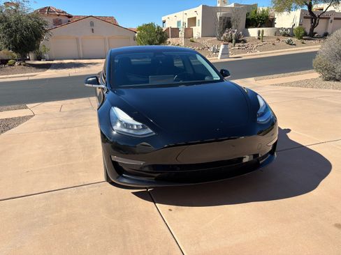 Used 2019 Tesla Model 3 Long Range image 4