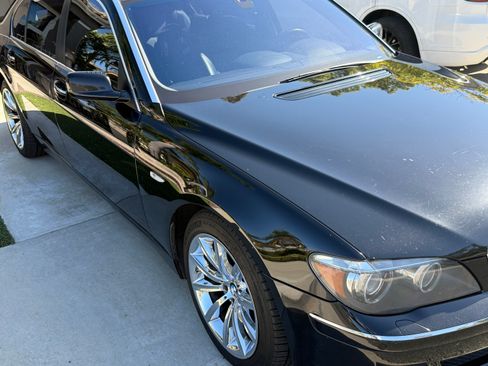 Used 2007 BMW 750Li RWD image 2