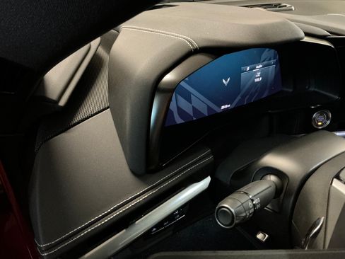 Used 2024 Chevrolet Corvette Stingray Preferred Conv w/ Battery Protection Package RWD image 11