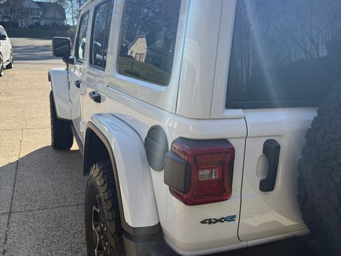 Used 2023 Jeep Wrangler Unlimited Rubicon 4xe w/ Safety Group image 5