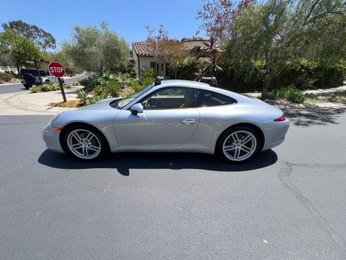 Used 2014 Porsche 911 Carrera image 8