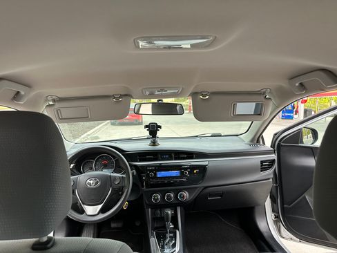 Used 2014 Toyota Corolla L image 5