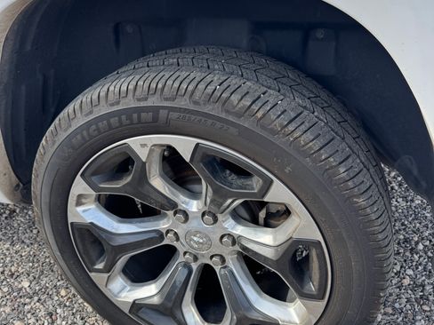 Used 2019 RAM 1500 Limited image 9