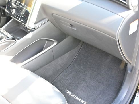 Used 2023 Hyundai Tucson SEL w/ Cargo Package AWD/4WD image 22