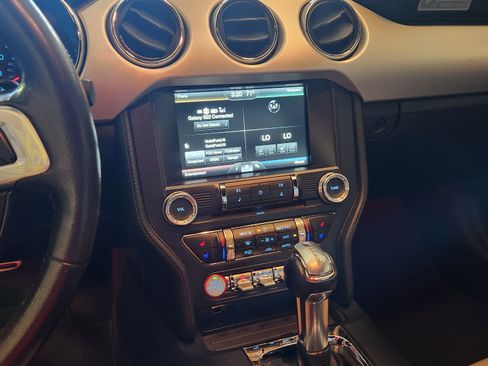 Used 2015 Ford Mustang GT Premium image 11