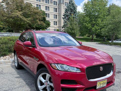 Used 2018 Jaguar F-PACE Premium AWD/4WD image 1