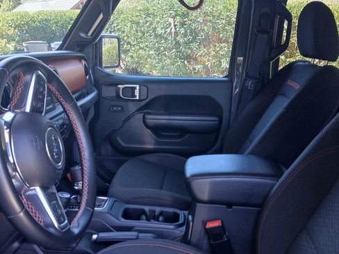 Used 2020 Jeep Wrangler Unlimited Rubicon image 6