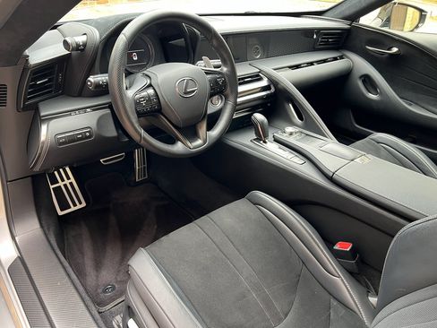 Used 2018 Lexus LC 500 Coupe w/ Performance Package image 23