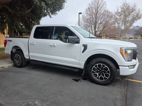Used 2023 Ford F150 XLT w/ Equipment Group 302A High image 15