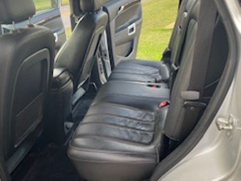 Used 2014 Chevrolet Captiva Sport LT w/ Convenience Package image 18