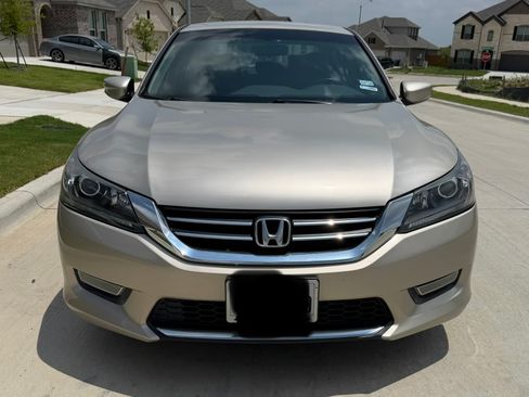 Used 2013 Honda Accord Sport image 2
