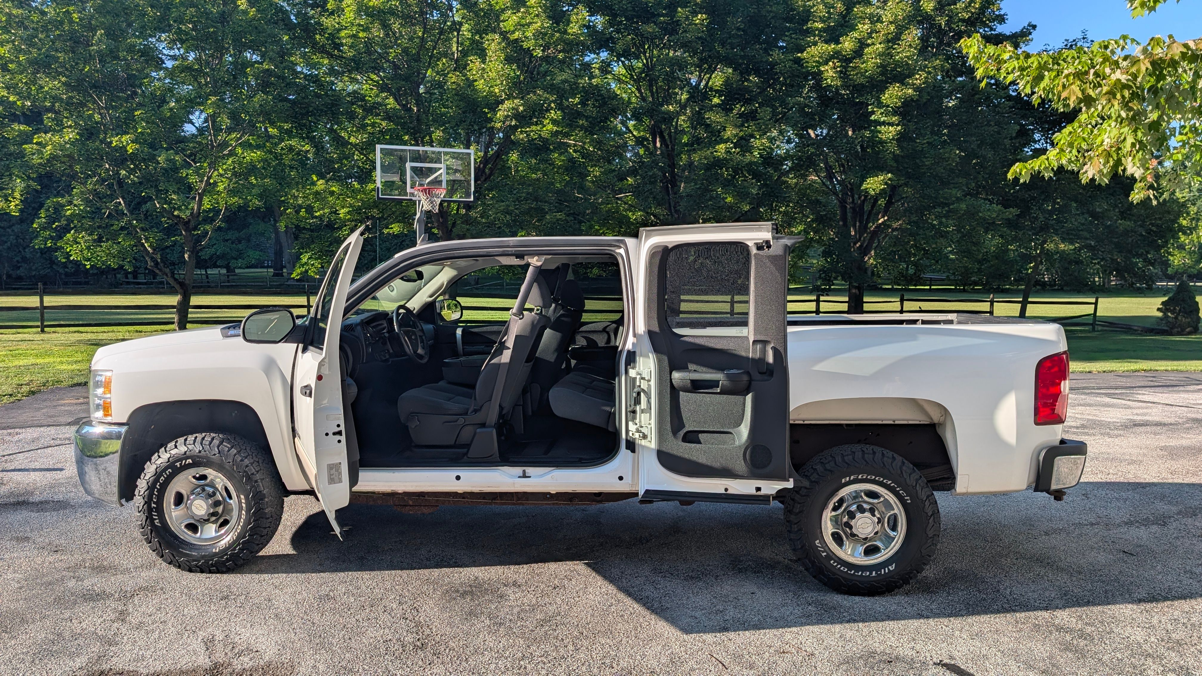 Used 2007 Chevrolet Silverado 2500 LT RWD image 19