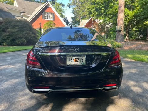 Used 2019 Mercedes-Benz S 560 Sedan image 9