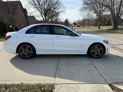 Used 2019 Mercedes-Benz C 300 C 300 4MATIC Sedan 4D image 8