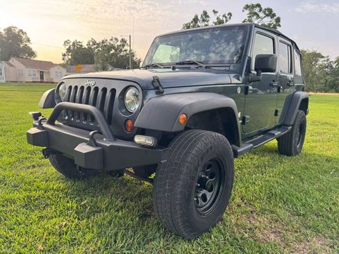 Used 2008 Jeep Wrangler Unlimited X image 1