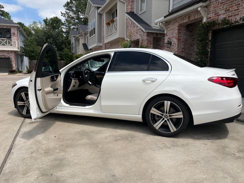 Used 2022 Mercedes-Benz C 300 Sedan image 16