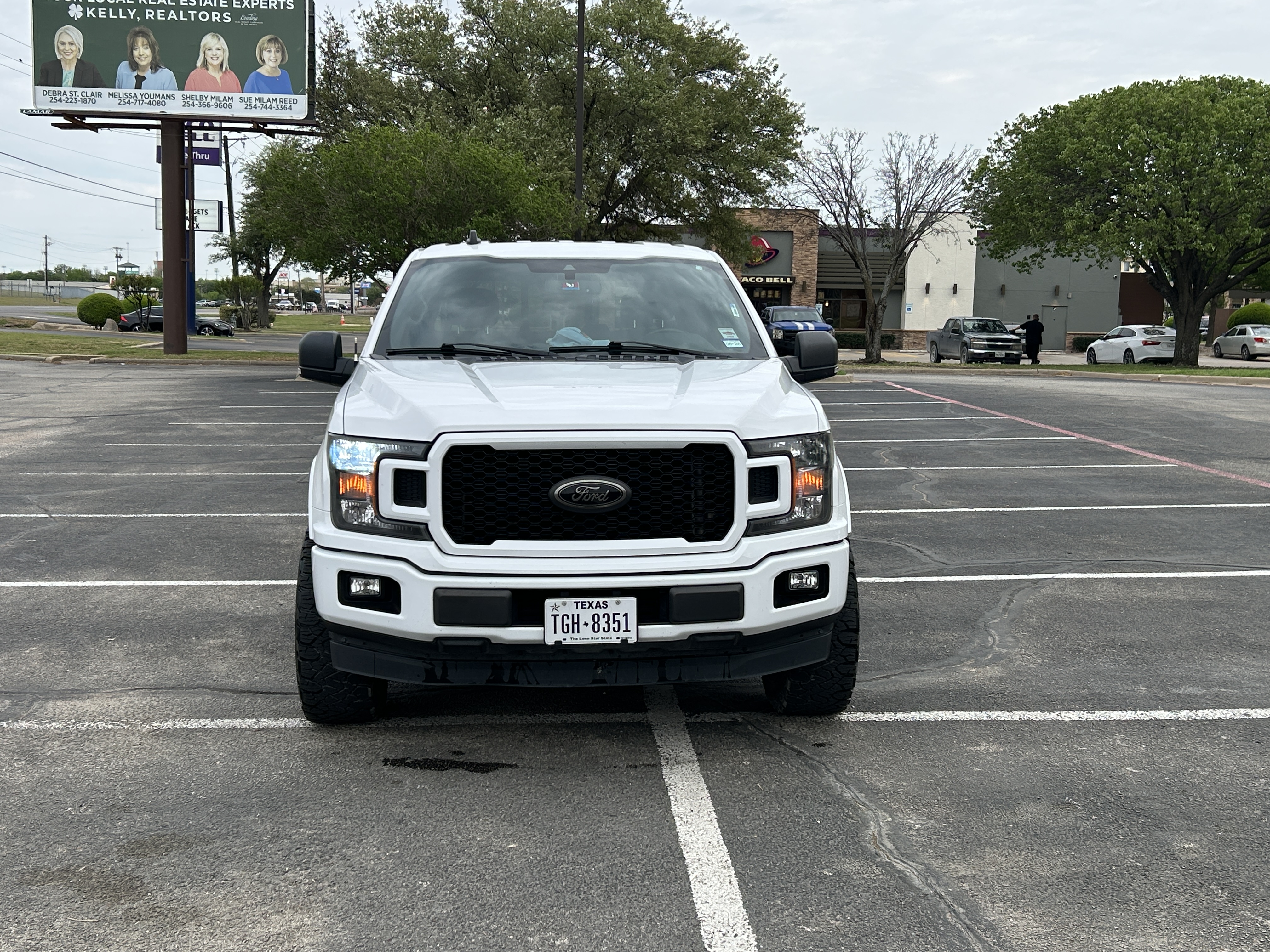 Used 2020 Ford F150 XLT w/ Equipment Group 302A Luxury RWD image 2