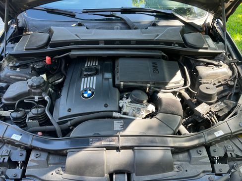 Used 2011 BMW 335is Coupe RWD image 11
