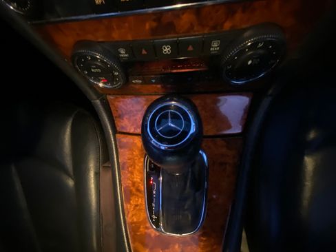 Used 2008 Mercedes-Benz CLK 350 Coupe image 14
