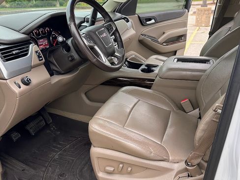 Used 2016 GMC Yukon SLT image 13