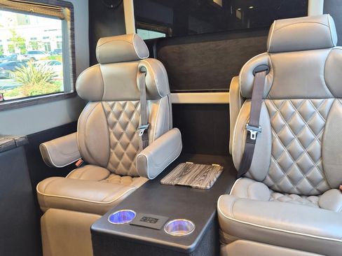 Used 2019 Mercedes-Benz Sprinter 170 image 18