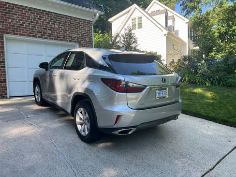 Used 2017 Lexus RX 350 AWD w/ Premium Package image 2