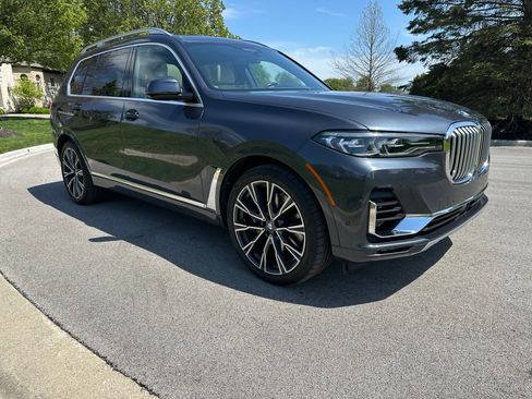 Used 2019 BMW X7 xDrive50i w/ Dynamic Handling Package AWD/4WD image 4