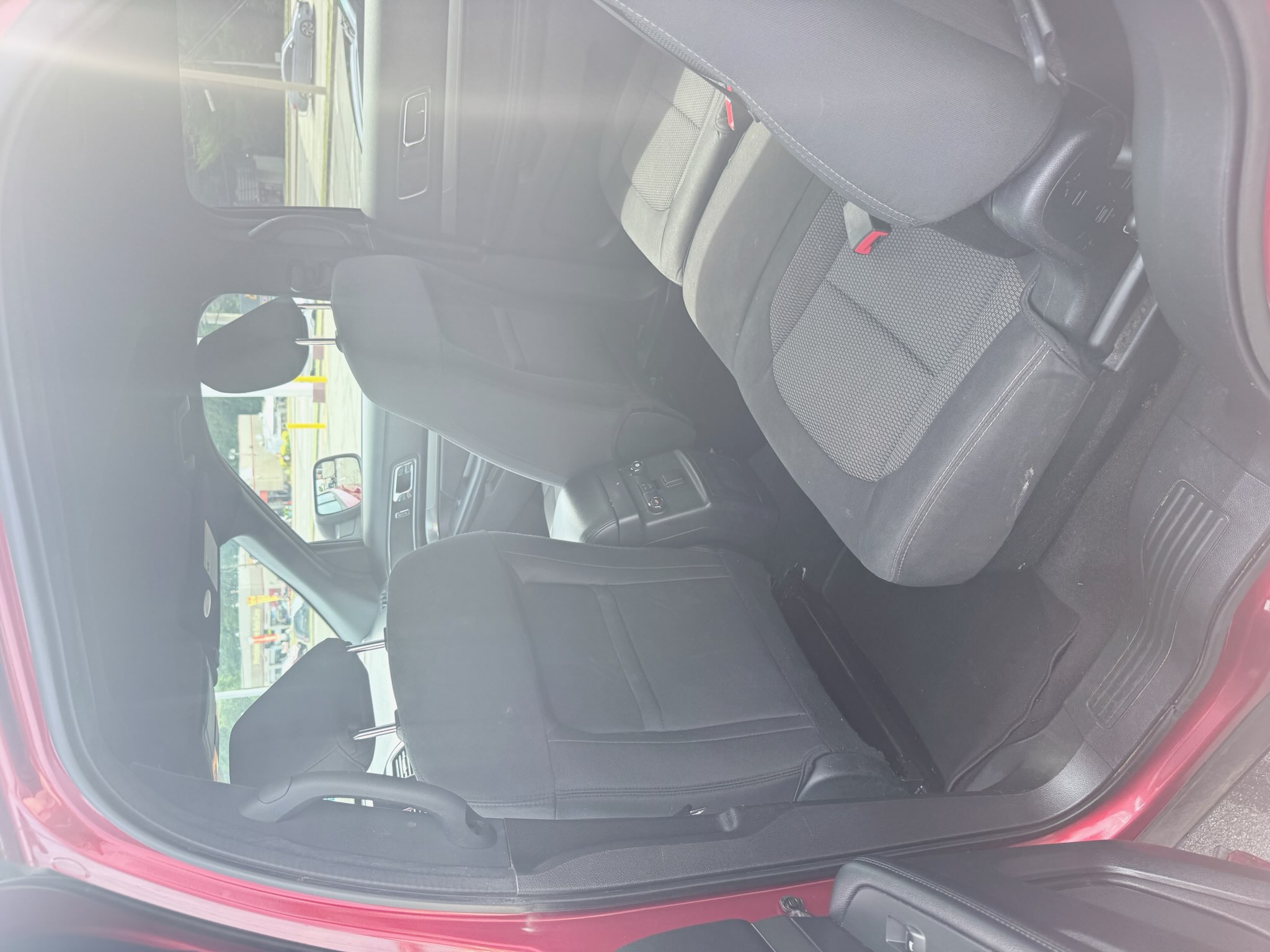 Used 2019 Ford Explorer XLT AWD/4WD image 18