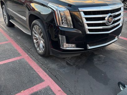Used 2015 Cadillac Escalade Luxury