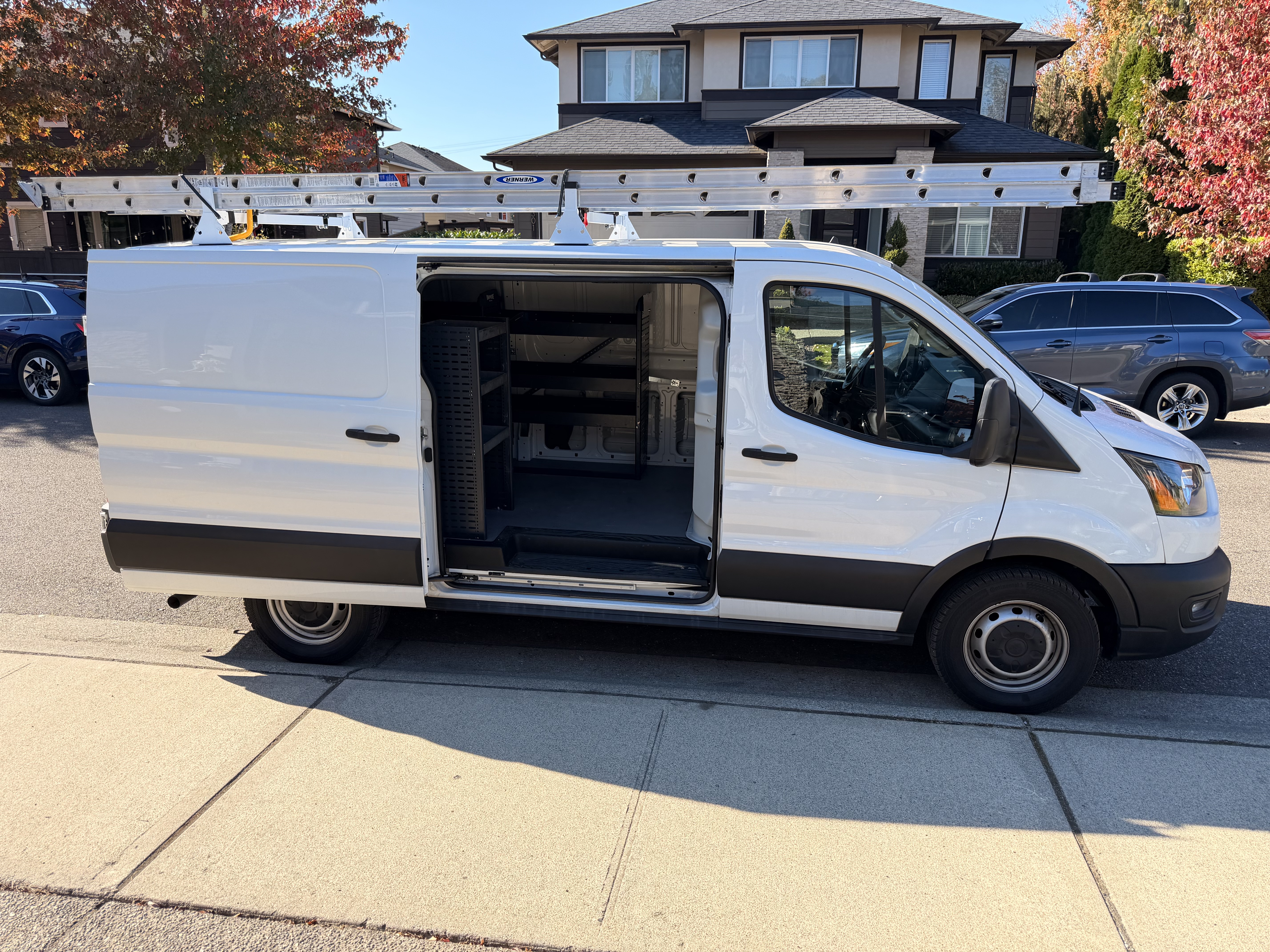Used 2020 Ford Transit 150 Low Roof RWD image 1