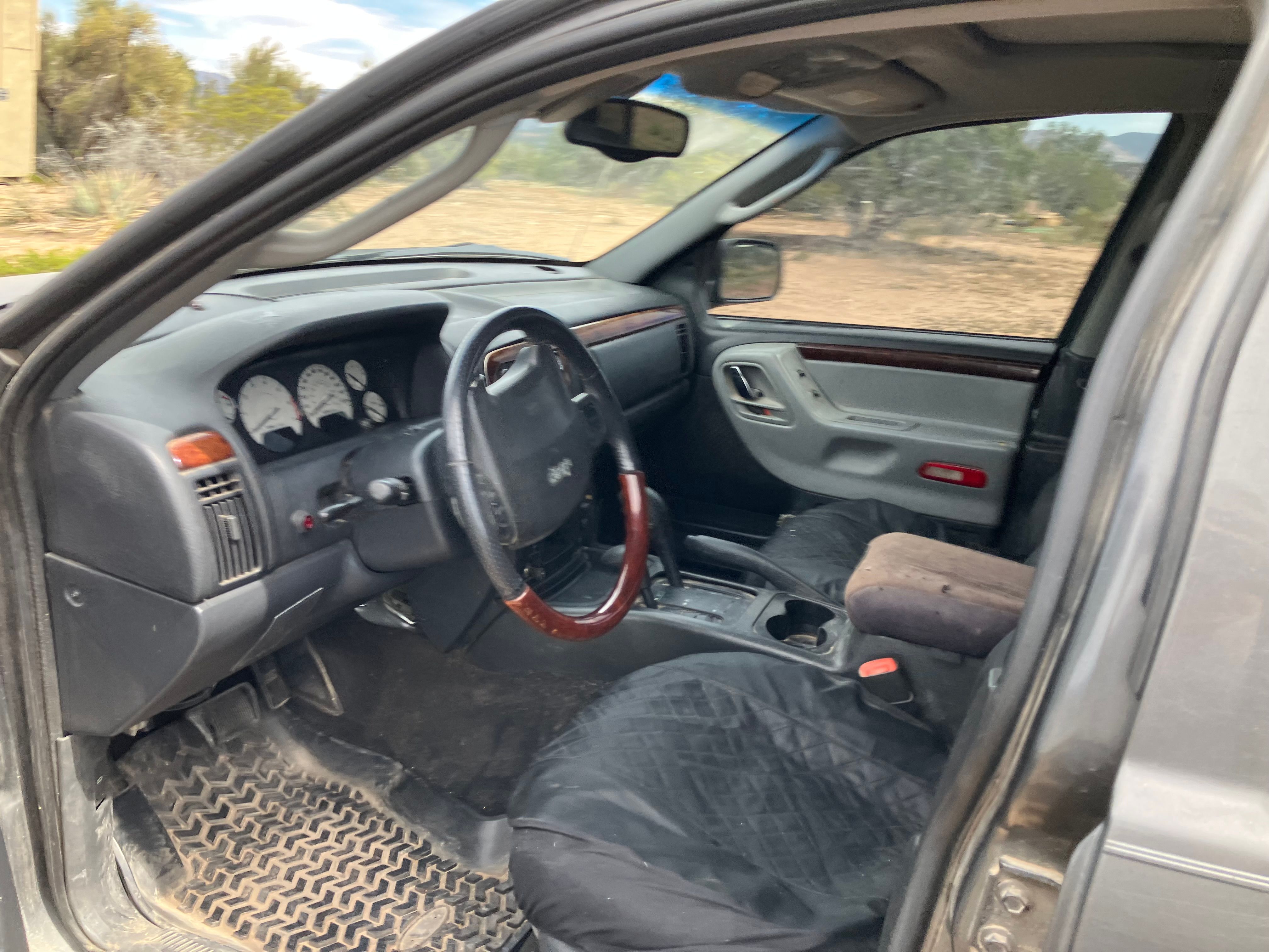 Used 2003 Jeep Grand Cherokee Overland AWD/4WD image 2