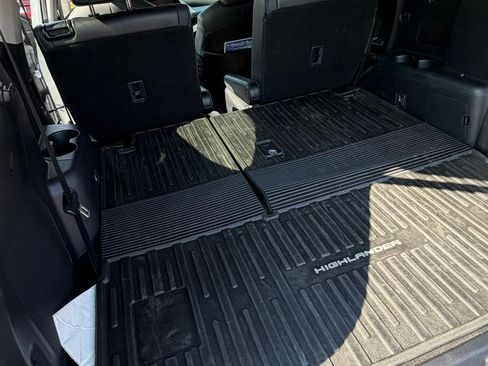 Used 2021 Toyota Highlander Platinum AWD/4WD image 8