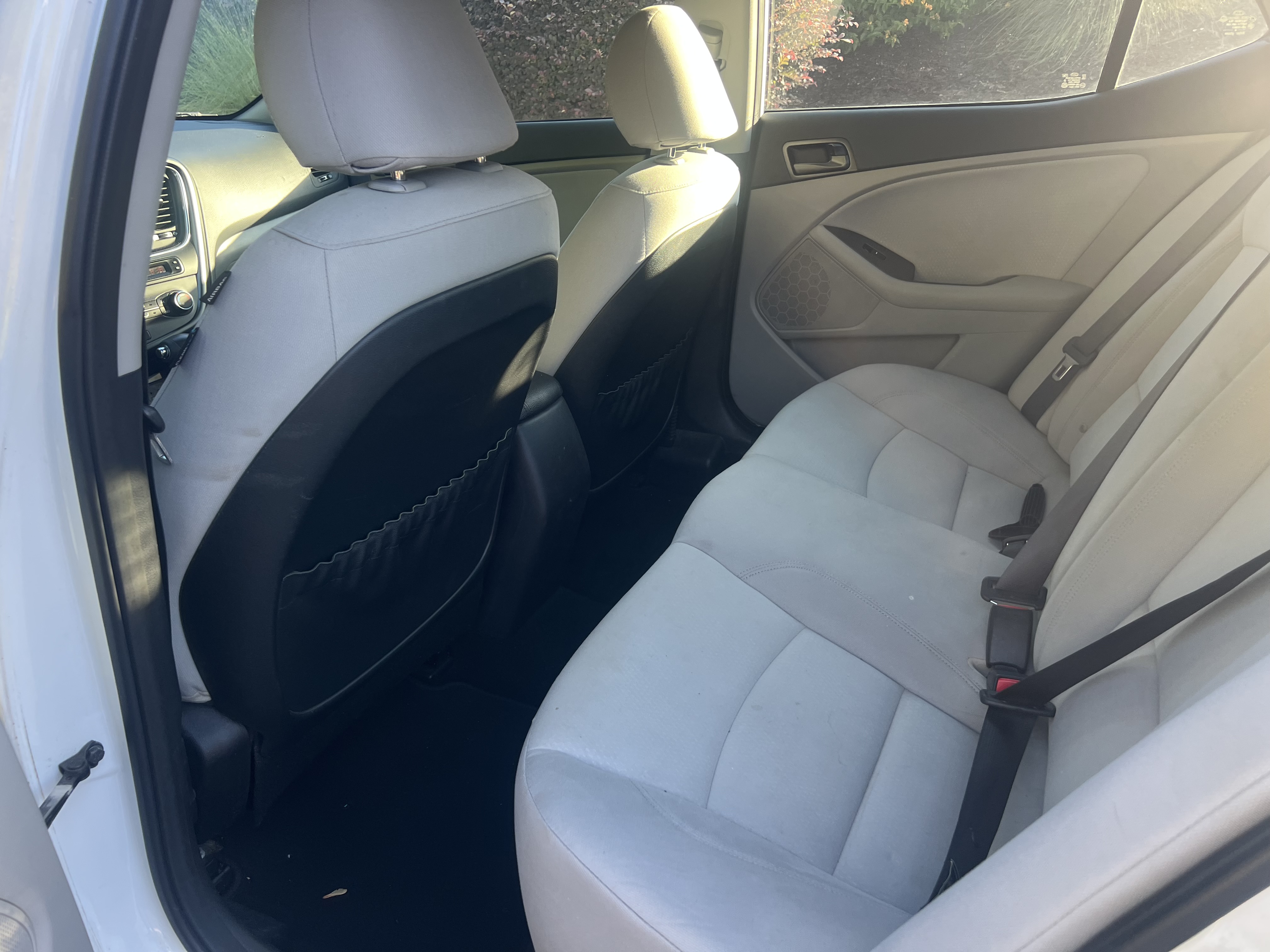 Used 2015 Kia Optima LX FWD image 13
