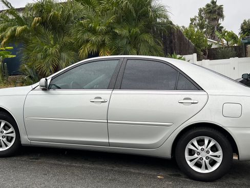 Used 2005 Toyota Camry LE image 8